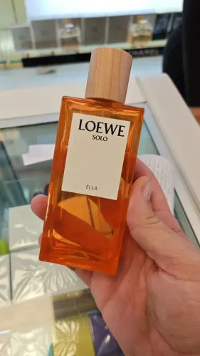 Perfume Loewe Solo Ella