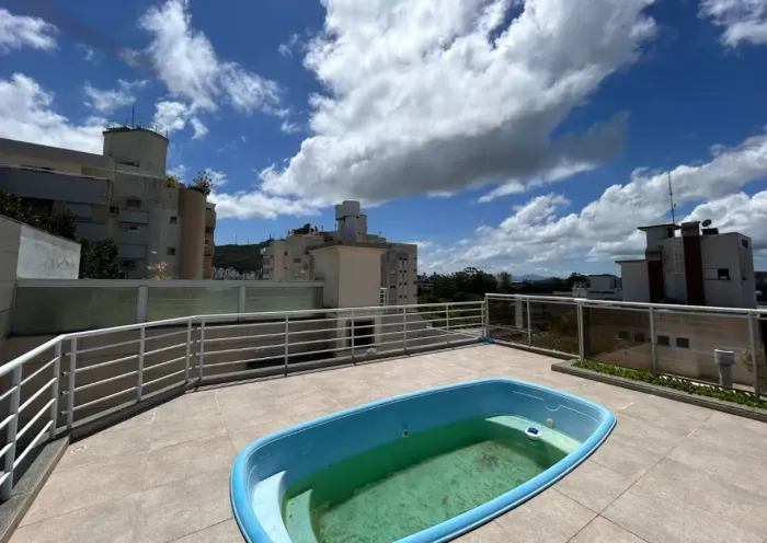 Cobertura à venda com 263 metros quadrados com 4 quartos em Córrego Grande - Florianópolis