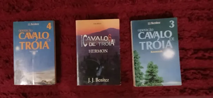 COMBO COM 3 LIVROS/ CAVALO DE TROIA.