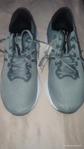 Vendo tênis Asics 