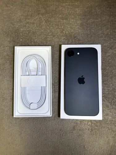 iPhone 17e 256GB NOVO
