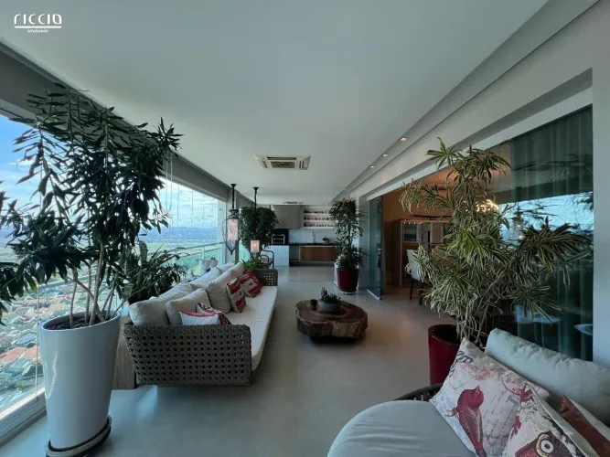Apartamento em Jardim das Colinas para Venda