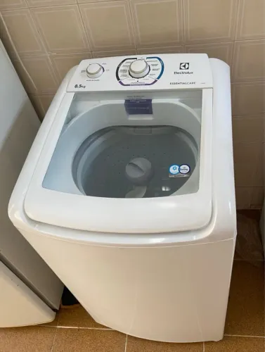 Máquina de lavar Eletrolux 8,5kg (entrego)