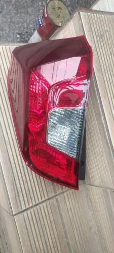 Lanterna Honda fit depo 2015/18 lado esquerdo.