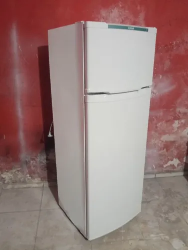 Linda geladeira Consul duplex funcionando perfeitamente fácilito a entrega