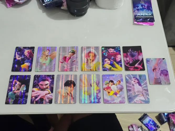 Set Completo 13 Cards McDonald's Kpop Demon Hunters Holo + Raras Rumi e Rujinu
