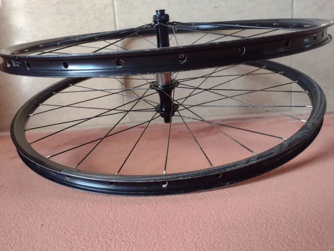 Rodas 29 boost brave