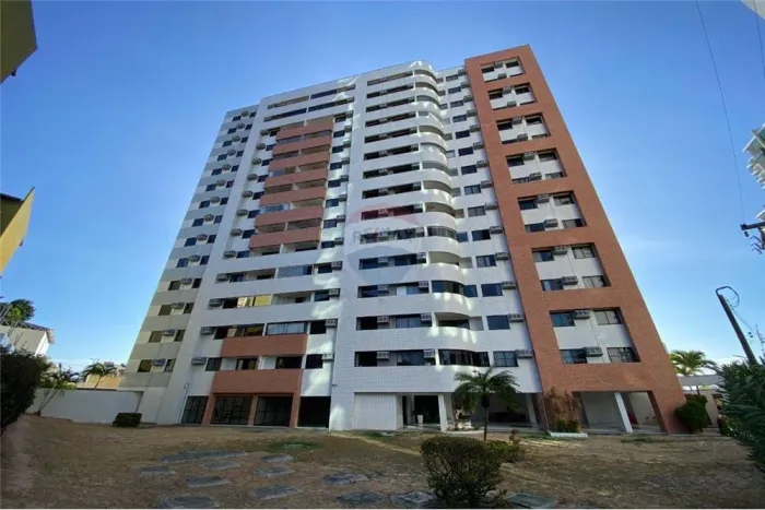 CONDOMINIO EVANDRO ALBUQUERQUE / Apartamento Nascente , com 3 suítes plenas, com dependênc