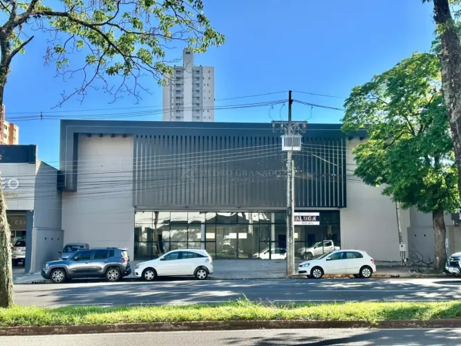 Barracão Comercial para Locação na Av Colombo