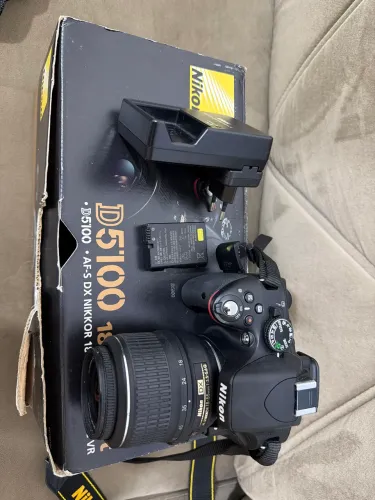Vende-se máquina fotográfica 