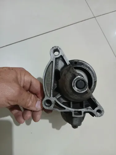 Motor de partida Bosch revisado serve Citroen C3 Peugeot 206 207 307
