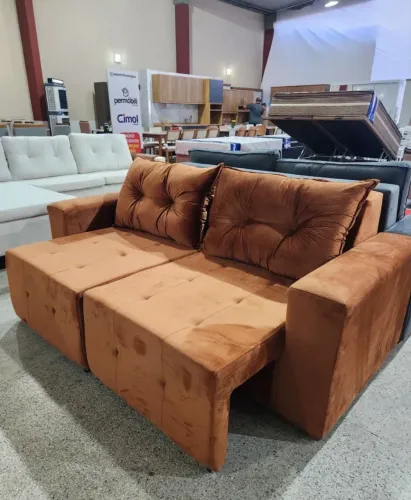Lindo Sofá Retrátil ideal para apartamento!!