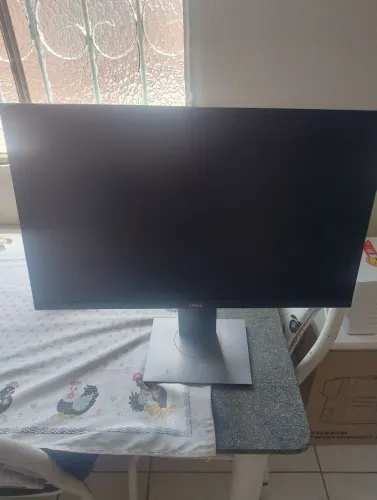 Monitor da Dell com defeito