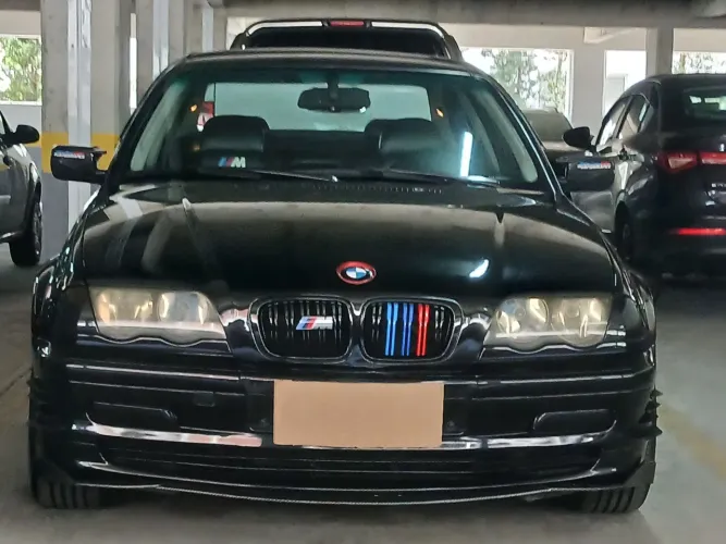 BMW 323I 2.5 24V 2001