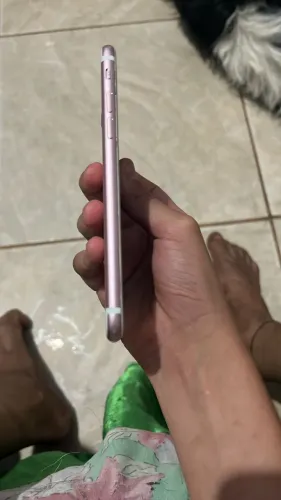 iPhone S7