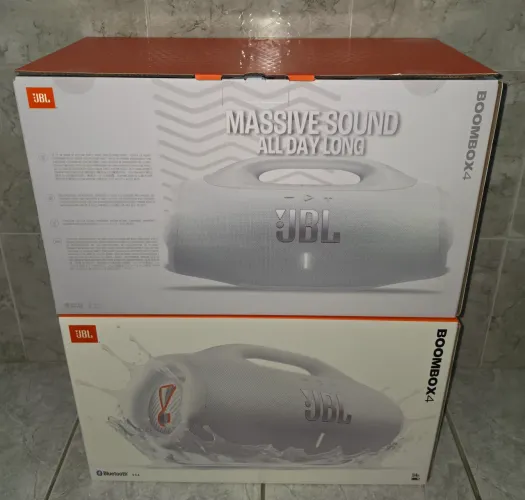 BOOMBOX 4 ORIGINAL ( BRANCA ) LACRADA 