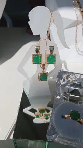Conjunto completo pedra Jade banhado a ouro 18k