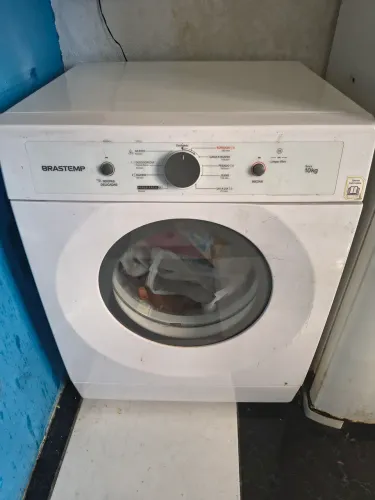 Vende-se secadora de roupa BRASTEMP 10kg