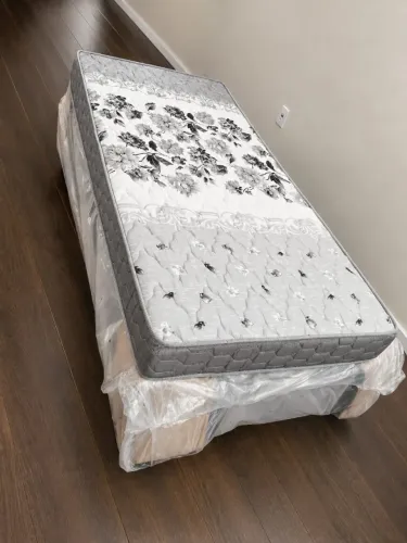 Conjunto cama box com Colchão tamanho solteiro 88x188!