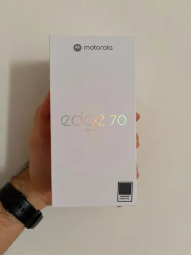 Smartphone Motorola Edge 70 5G - 256GB 24GB 8GB RAM + 16GB RAM Boost (Lacrado, garantia)