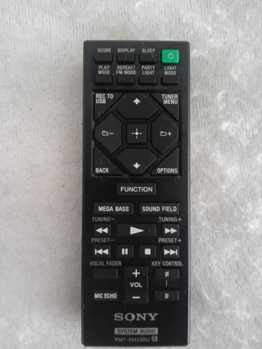 controle remoto de sistema de áudio Sony RMT-AM330U.