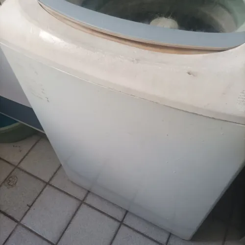 Máquina de lavar roupa.