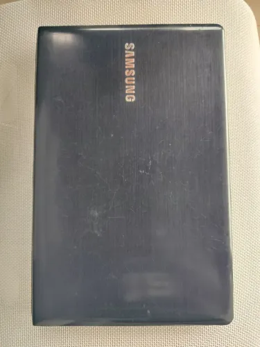Notebook Samsung Core i5, RAM 8g, HD 500, tela 15"