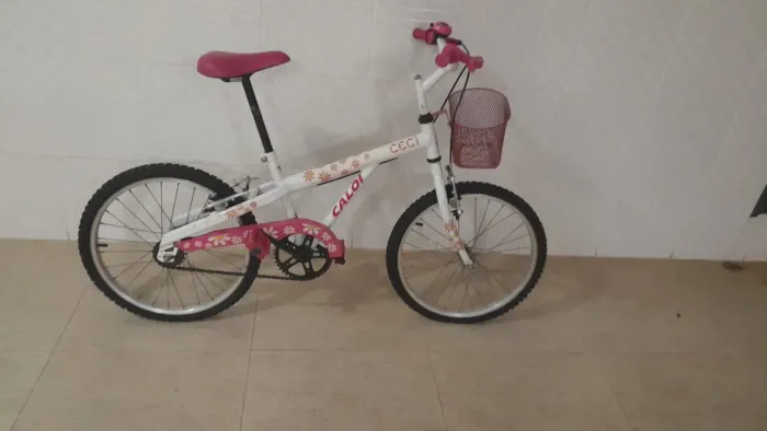Bicicleta caloi ceci