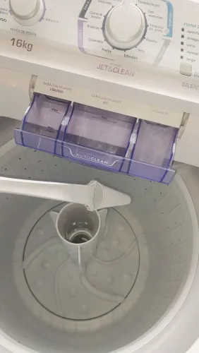 Máquina de lavar roupas Electrolux 16kg de uso particular