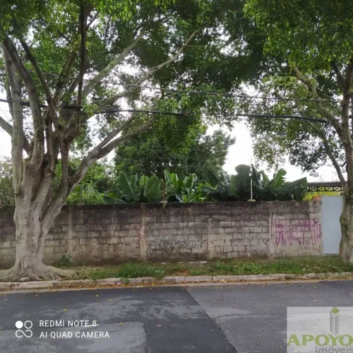 Campo limpo Jardim Elizabeth terreno ótimo local leve declive
