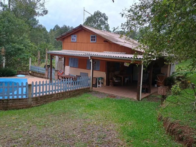 SITIO EM VENDINHA 500 METROS DA FAIXA.VENDO OU ALUGO 