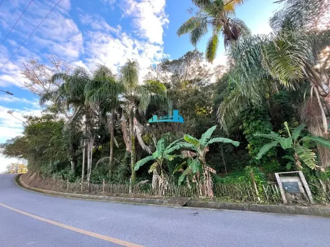 terreno estrada principal Vargem Pequena 3.300 m²