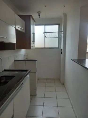 Imóvel para aluguel possui 52 metros quadrados com 2 quartos