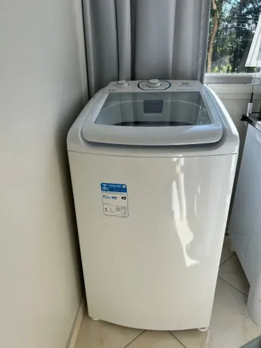 Máquina de lavar 8,5 Kg Eletrolux Essencialcare