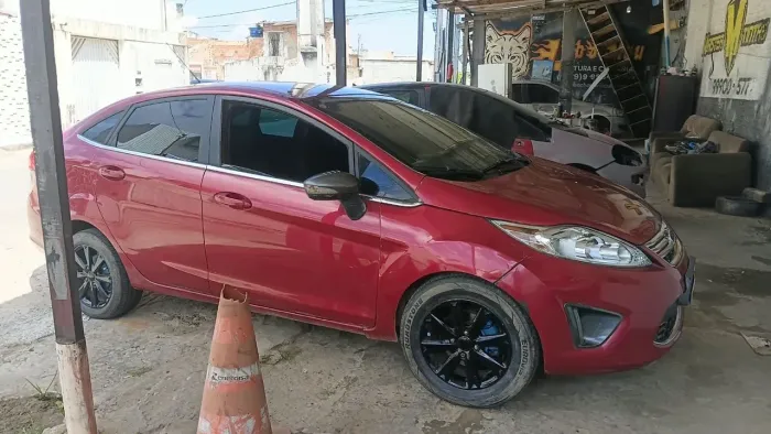 Ford Fiesta Sedan SE 1.6 16V Flex 4P 2012