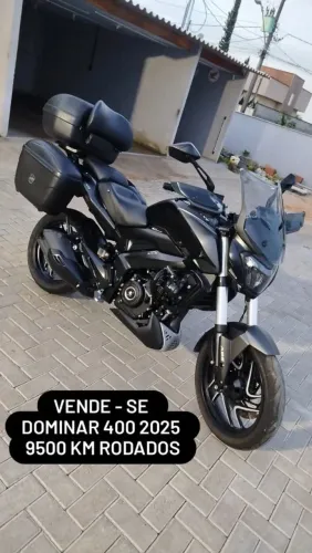 Dominar 400 com acessórios 