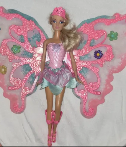 Barbie fada 2011