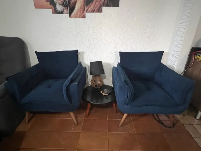 Vendo duas poltronas