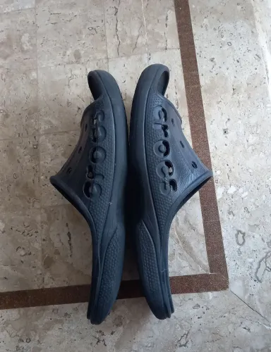 Crocs slide 40