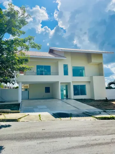 Casa duplex de 5 quartos à venda no Condomínio Porto Real, Tarumã