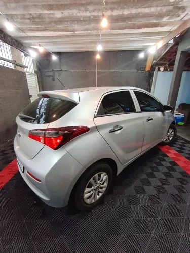 Hyundai HB20 Unique 1.0 Flex 12V Mec. 2019