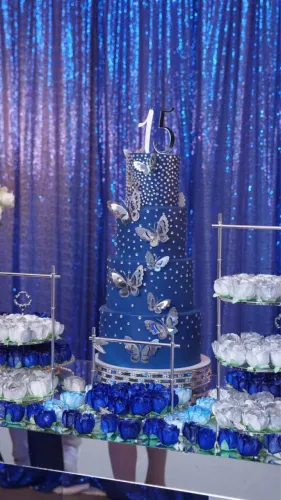 Maquete Bolo 15 anos Azul