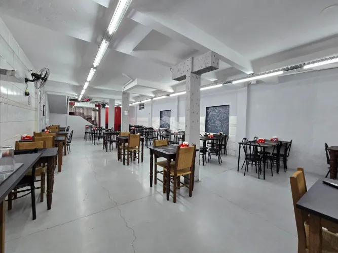 Prédio Comercial de 450m² pronto para Conjunto Comercial
