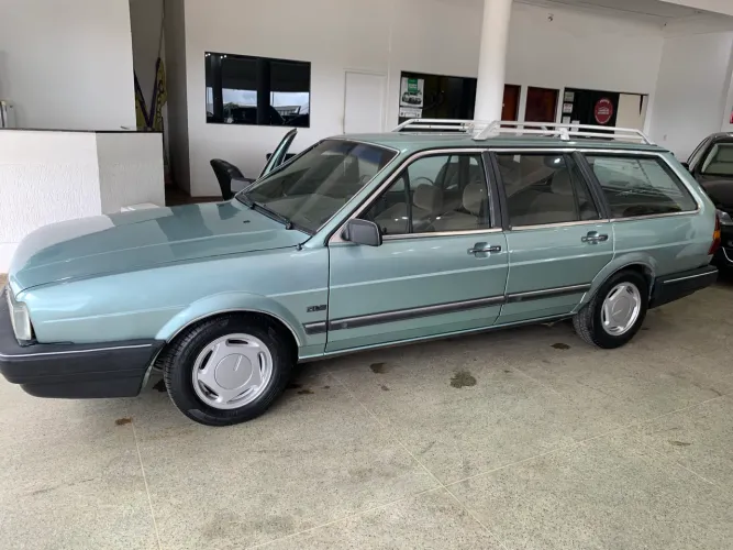 Volkswagen Quantum Glsi / GLS 1.8/sport/ Family 2.0 (álcool) 1989