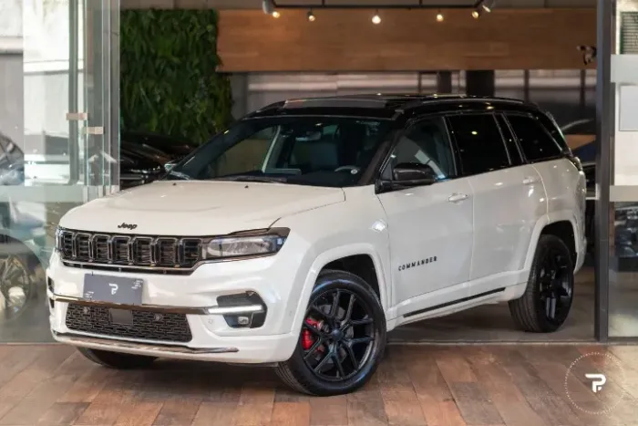Jeep Commander Black Hurricane 2.0 4X4 TB AUT 2025