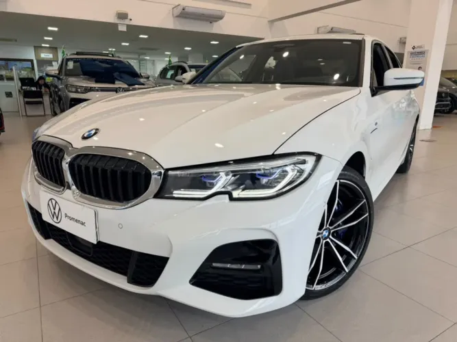 BMW 330E M Sport 2.0 Turbo Híbrido AU 2022