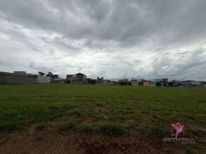 Terreno à venda - Altos da Santa Rita