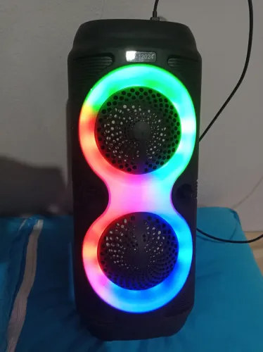 Vendo caixa de som para som ambiente 