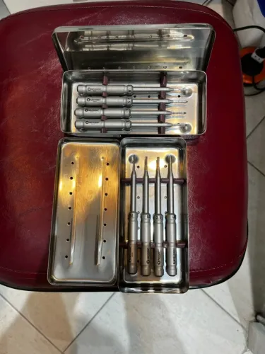ostetomos de summers original Neodent .oportunidade!delicados e fáceis de usar