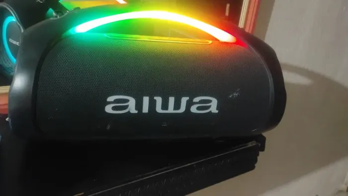 Vendo caixa de som Aiwa